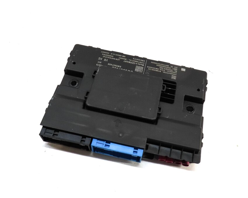 Thumbnail 1: 2017 AUDI A4 (B9 8W) CENTRAL GATEWAY CONTROL MODULE