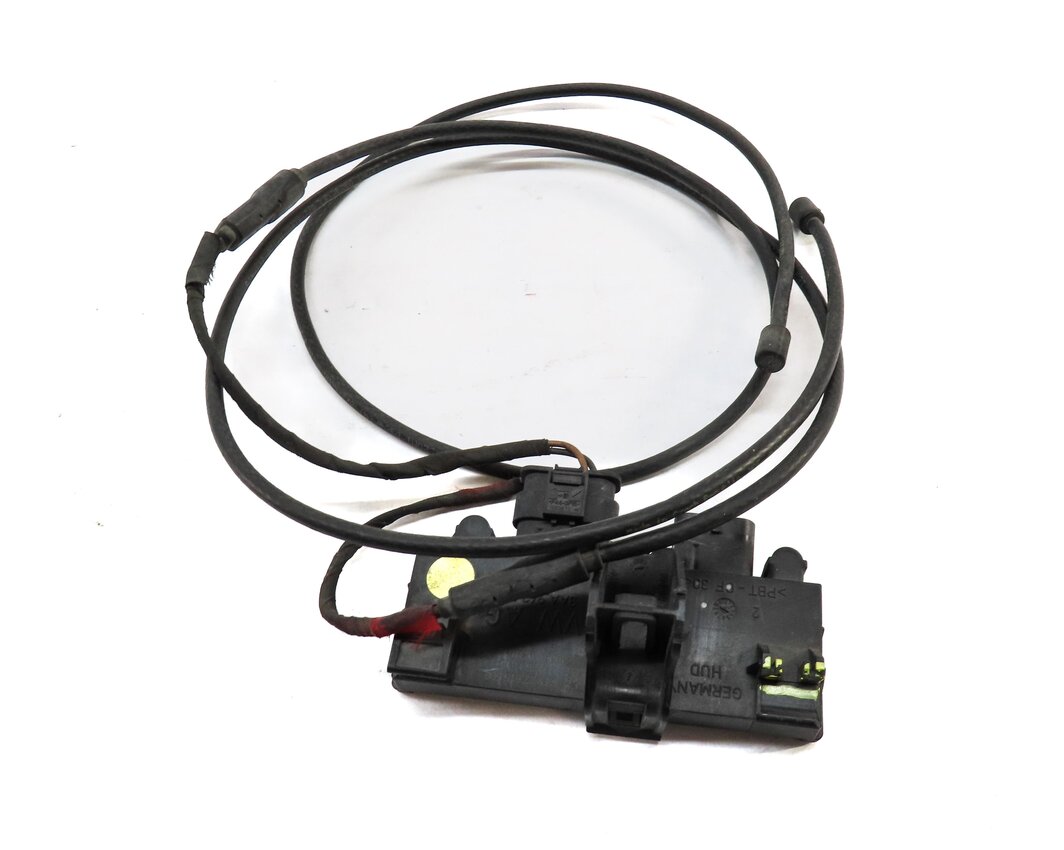Thumbnail 4: 2017 AUDI A4 (B9 8W) REAR TRUNK EASY OPEN KICK PANEL SENSOR SWITCH w/ ANTENNA