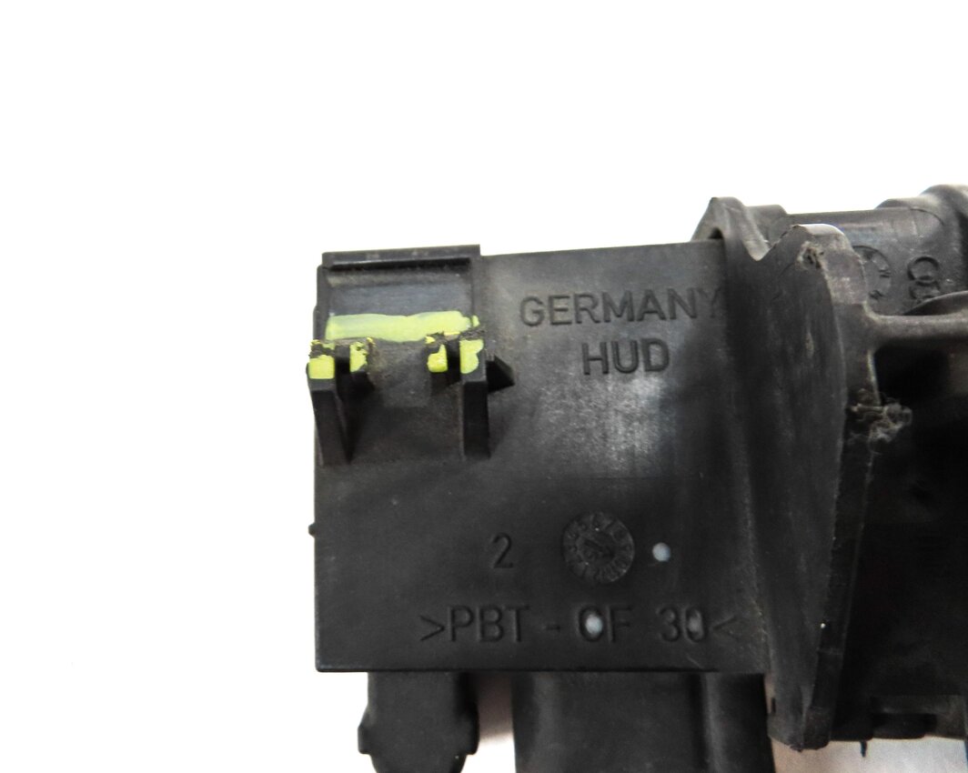 Thumbnail 6: 2017 AUDI A4 (B9 8W) REAR TRUNK EASY OPEN KICK PANEL SENSOR SWITCH w/ ANTENNA