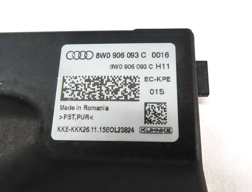 Thumbnail 3: 2017 AUDI A4 (B9 8W) FUEL PUMP CONTROL MODULE