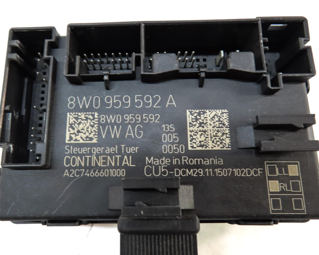 Thumbnail 3: 2017 AUDI A4 (B9 8W) FRONT RIGHT PASSENGER DOOR CONTROL MODULE