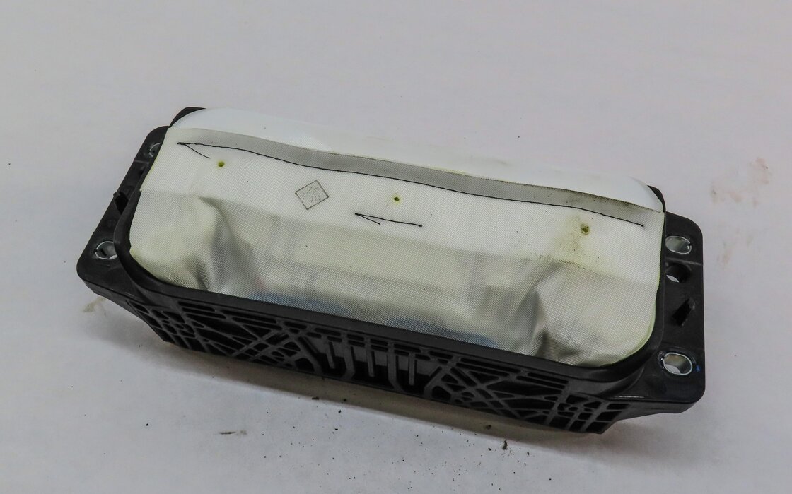 2017-2018 AUDI A4 ALLROAD (B9 8W) RIGHT FRONT PASSENGER DASH AIRBAG SRS