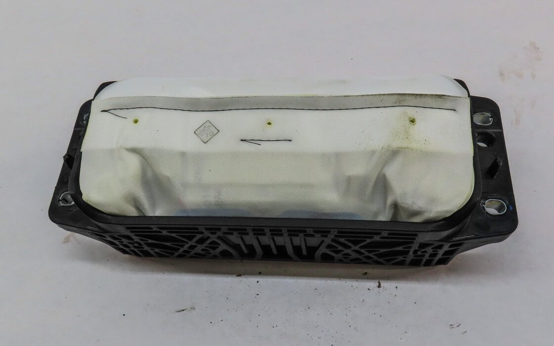 Thumbnail 2: 2017-2018 AUDI A4 ALLROAD (B9 8W) RIGHT FRONT PASSENGER DASH AIRBAG SRS