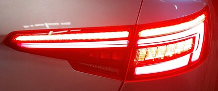 Thumbnail 2: 2017-2019 AUDI A4 (B9 8W) RIGHT PASSENGER INNER TRUNK LED TAILLIGHT LIGHT LAMP