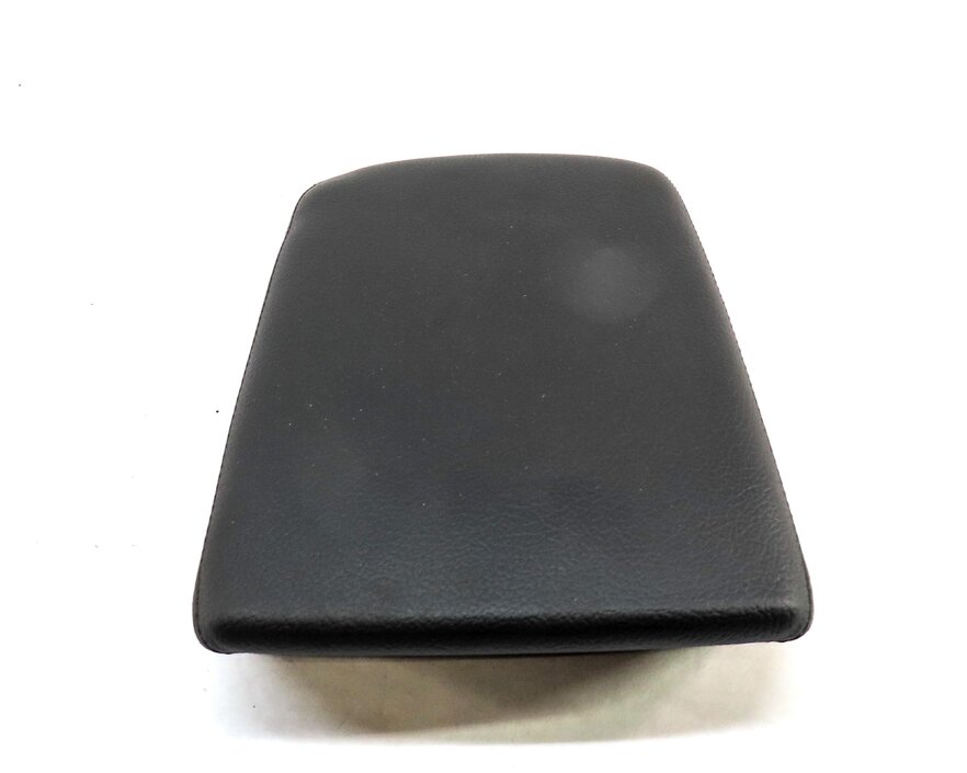 Thumbnail 4: 17-19 AUDI A4 A5 S4 S5 RS5 (B9 F5 8W 8WS) FRONT CENTER CONSOLE ARMREST LID BLACK