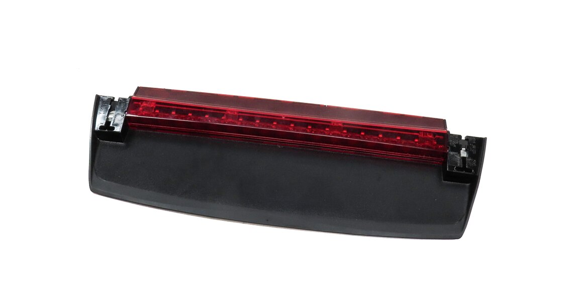 2017 AUDI A4 (B9 8W) REAR 3rd THIRD BRAKE LIGHT LAMP