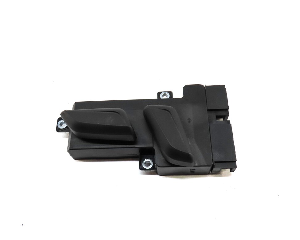 Thumbnail 3: 2017 AUDI A4 (B9 8W) FRONT RIGHT PASSENGER SEAT ADJUST ADJUSTMENT SWITCH BUTTON