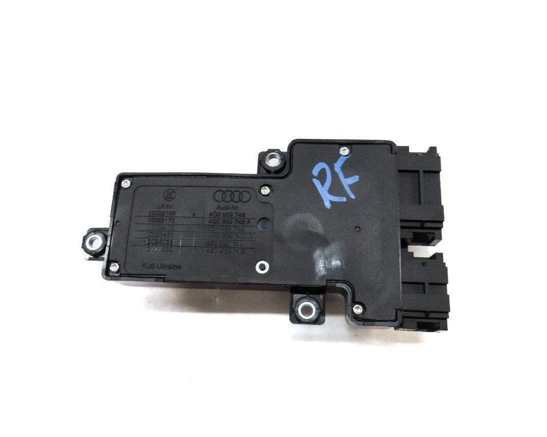 Thumbnail 4: 2017 AUDI A4 (B9 8W) FRONT RIGHT PASSENGER SEAT ADJUST ADJUSTMENT SWITCH BUTTON
