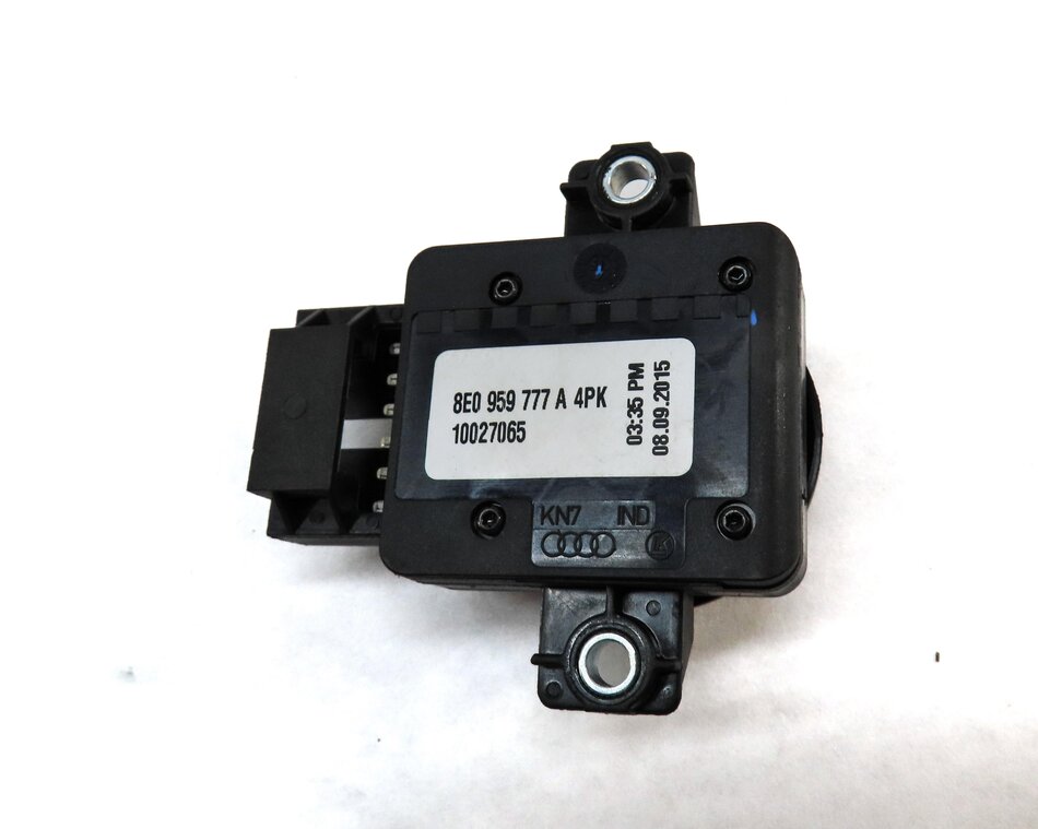 Thumbnail 4: 2017 AUDI A4 (B9 8W) FRONT LEFT DRIVER SEAT ADJUST ADJUSTMENT SWITCH BUTTON