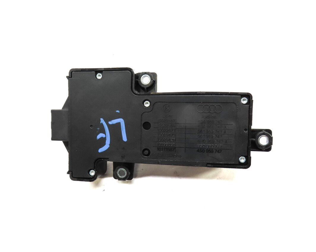 Thumbnail 8: 2017 AUDI A4 (B9 8W) FRONT LEFT DRIVER SEAT ADJUST ADJUSTMENT SWITCH BUTTON