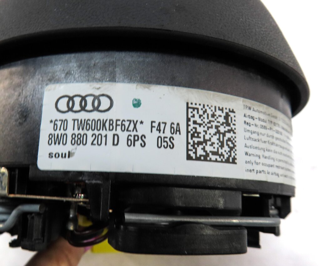 Thumbnail 6: 2017 AUDI A4 (B9 8W) FRONT LEFT DRIVER 3-SPOKE STEERING WHEEL AIRBAG AIR BAG SRS