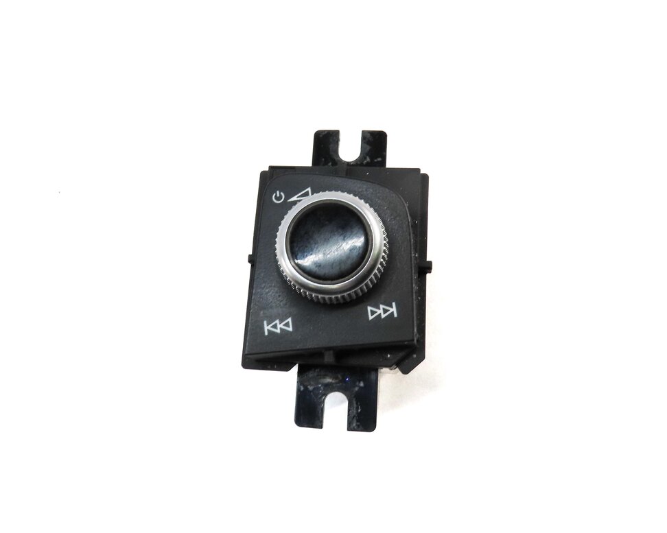 Thumbnail 2: 2017-2019 AUDI A4 ALLROAD (B9 8W) RADIO STEREO MEDIA VOLUME TRACK KNOB SWITCH