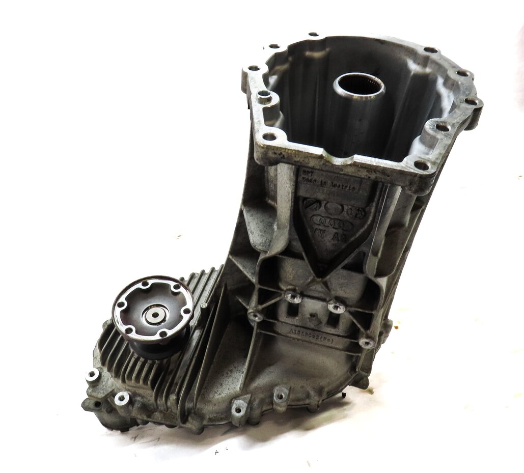 Thumbnail 2: 2011-2015 AUDI Q7 (4L) 3.0L SUPERCHARGED ENGINE - TRANSFER CASE ASSEMBLY (MTR)