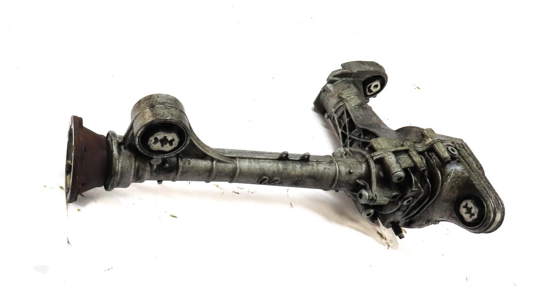Thumbnail 2: 2011-2012 AUDI Q7 (4L) 3.0L - FRONT DIFFERENTIAL GEAR CARRIER MUU