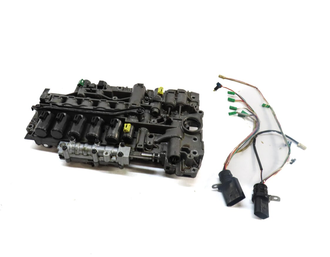 11-15 VW TOUAREG / AUDI Q7 (4L) 8 SPEED MHN AUTOMATIC TRANSMISSION VALVE BODY