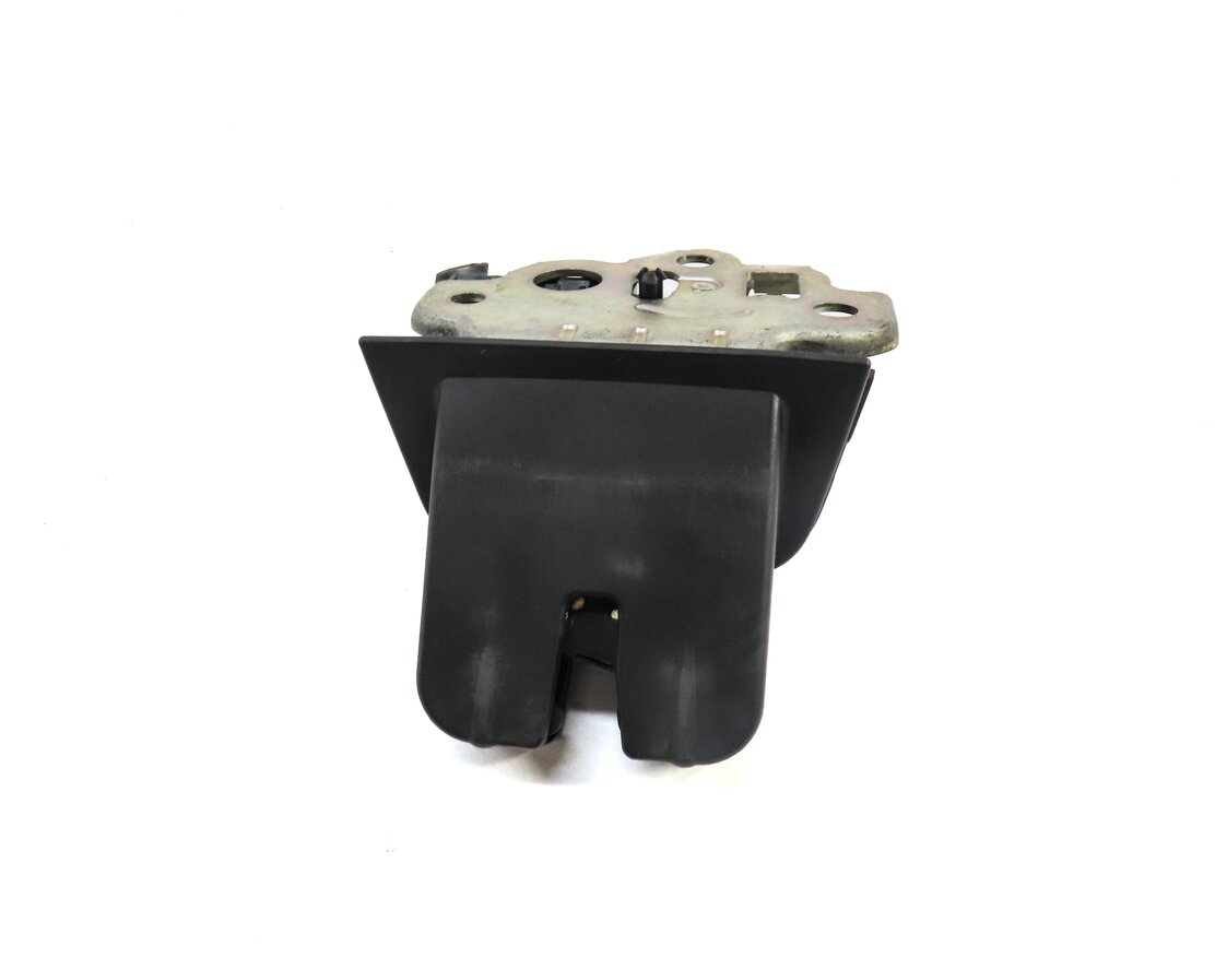 Thumbnail 2: 2011 AUDI Q7 (4L) REAR HATCH GATE DOOR TRUNK LOCK LATCH ACTUATOR