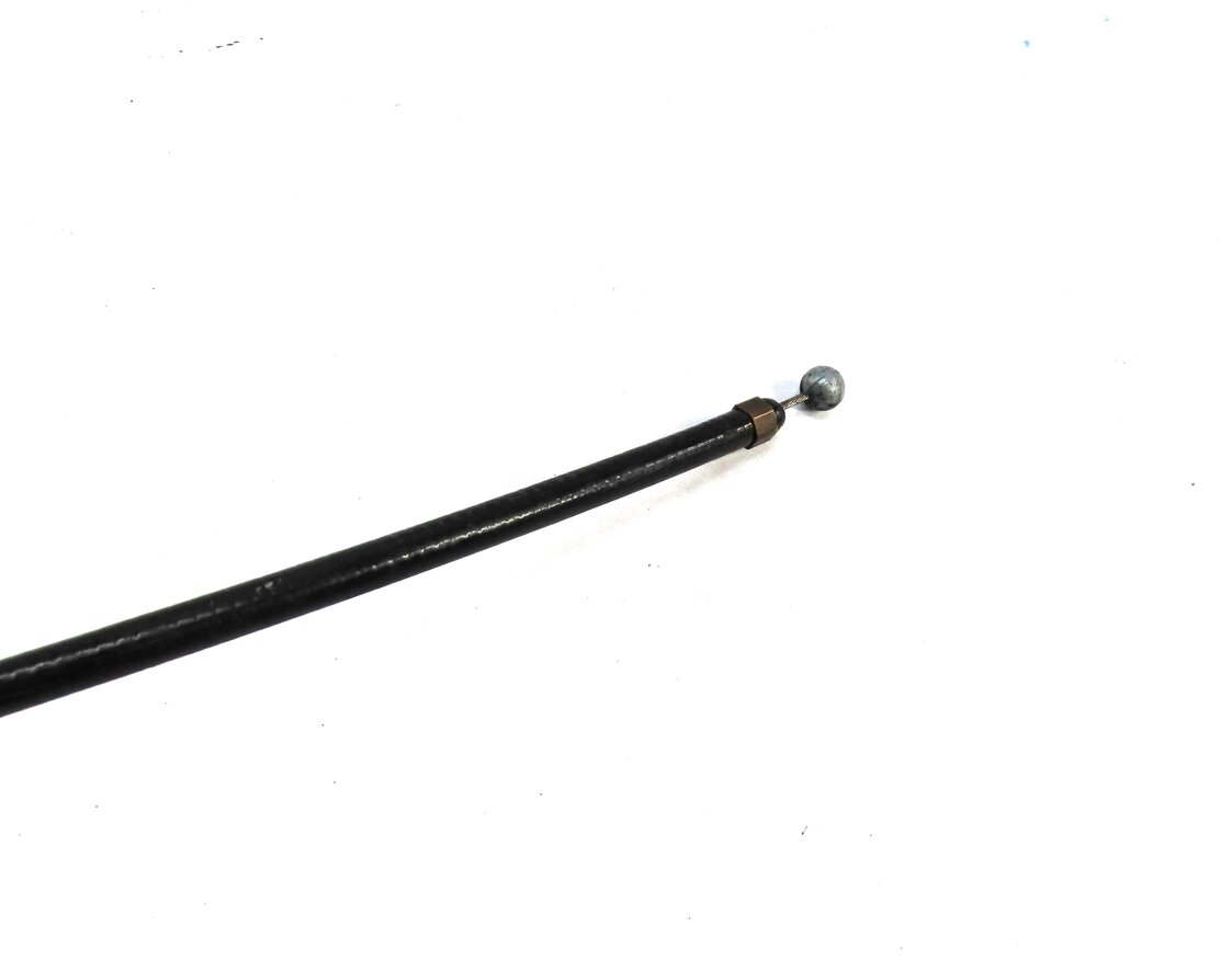Thumbnail 7: 2011 AUDI Q7 (4L) FRONT LOWER HOOD LOCK LATCH STRKER PLATE w/ CABLE