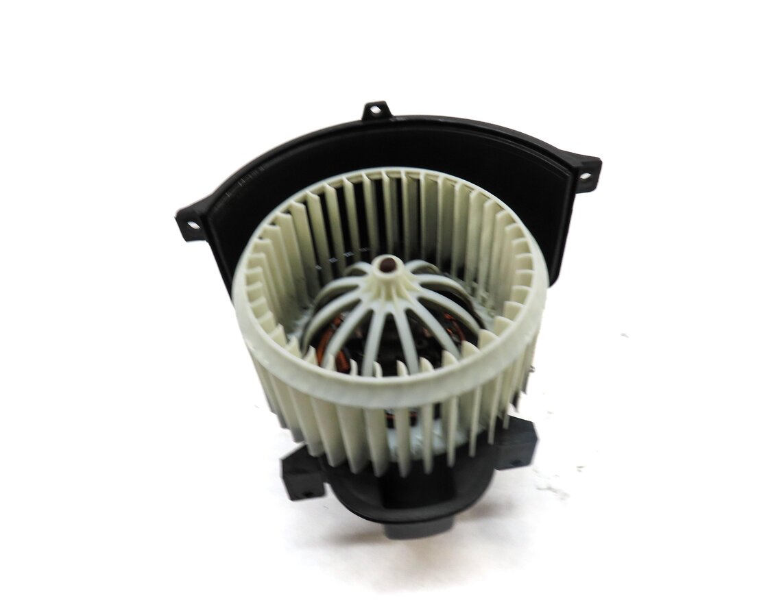 2011-2015 AUDI Q7 (4L) FRONT HVAC HEATER A/C BLOWER FAN MOTOR