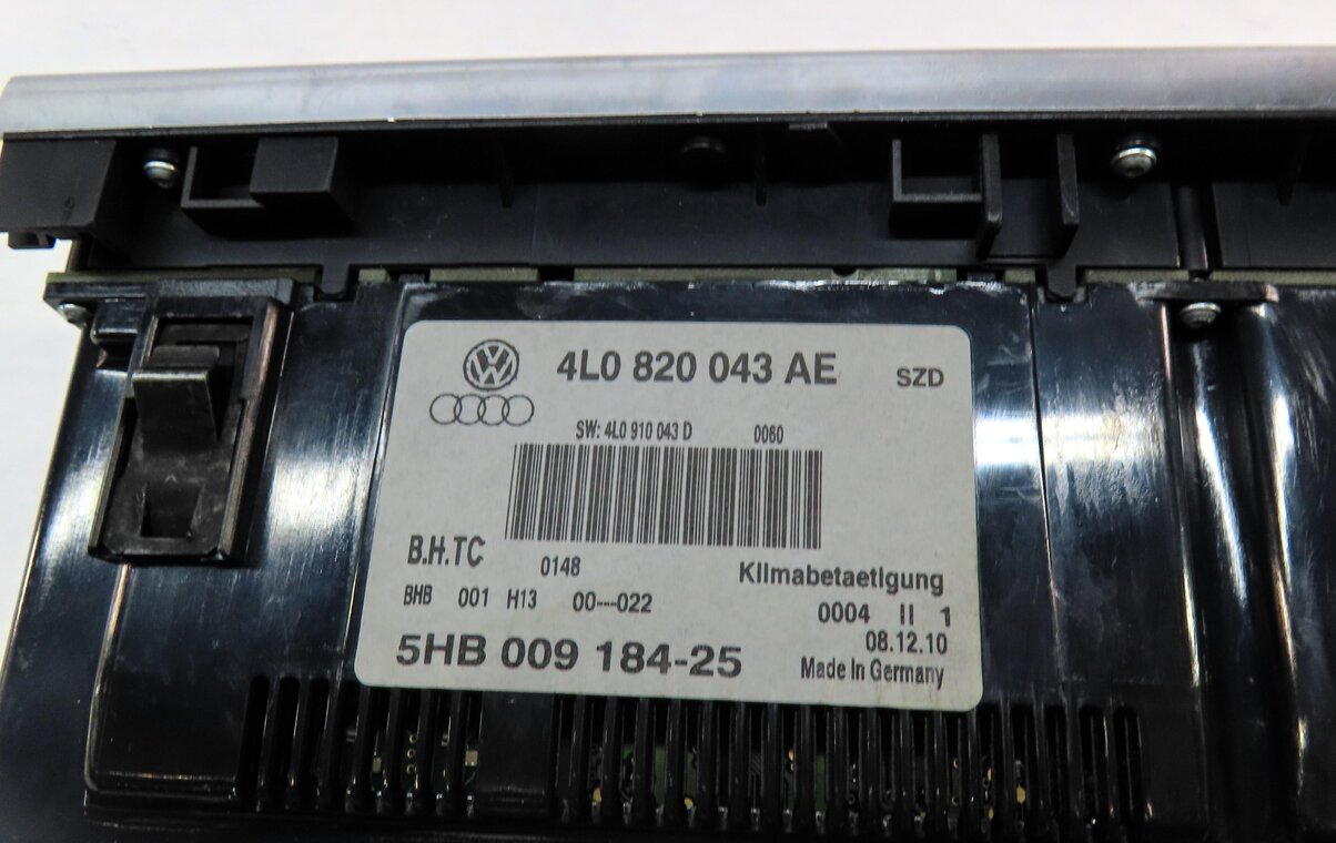 Thumbnail 6: 2011 AUDI Q7 (4L) FRONT HEATR A/C TEMPERATURE CLIMATE CONTROL PANEL