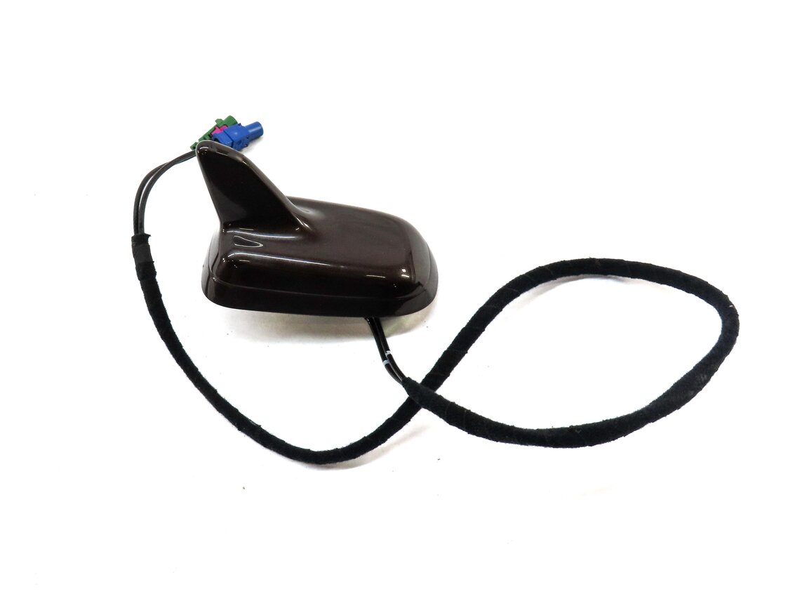 Thumbnail 2: 2010-2011 AUDI Q7 (4L) RADIO STEREO GPS NAVIGATION ANTENNA (TEAK BROWN METALLIC)