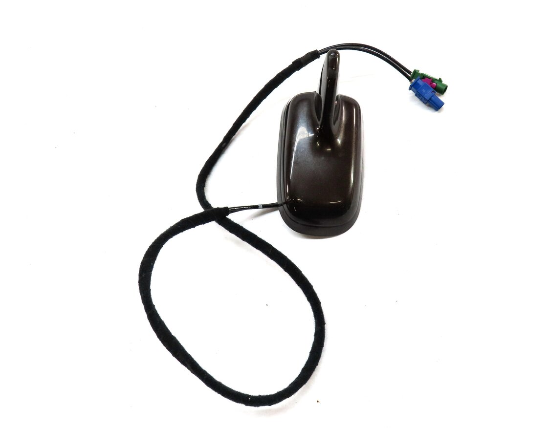 Thumbnail 3: 2010-2011 AUDI Q7 (4L) RADIO STEREO GPS NAVIGATION ANTENNA (TEAK BROWN METALLIC)