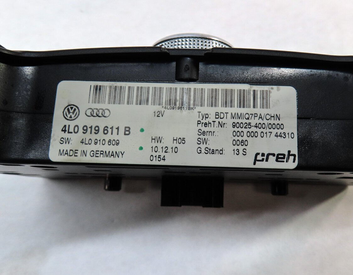 Thumbnail 6: 2010-2011 AUDI Q7 (4L) CENTER CONSOLE RADIO MMI NAVIGATION CONTROL SWITCH PANEL