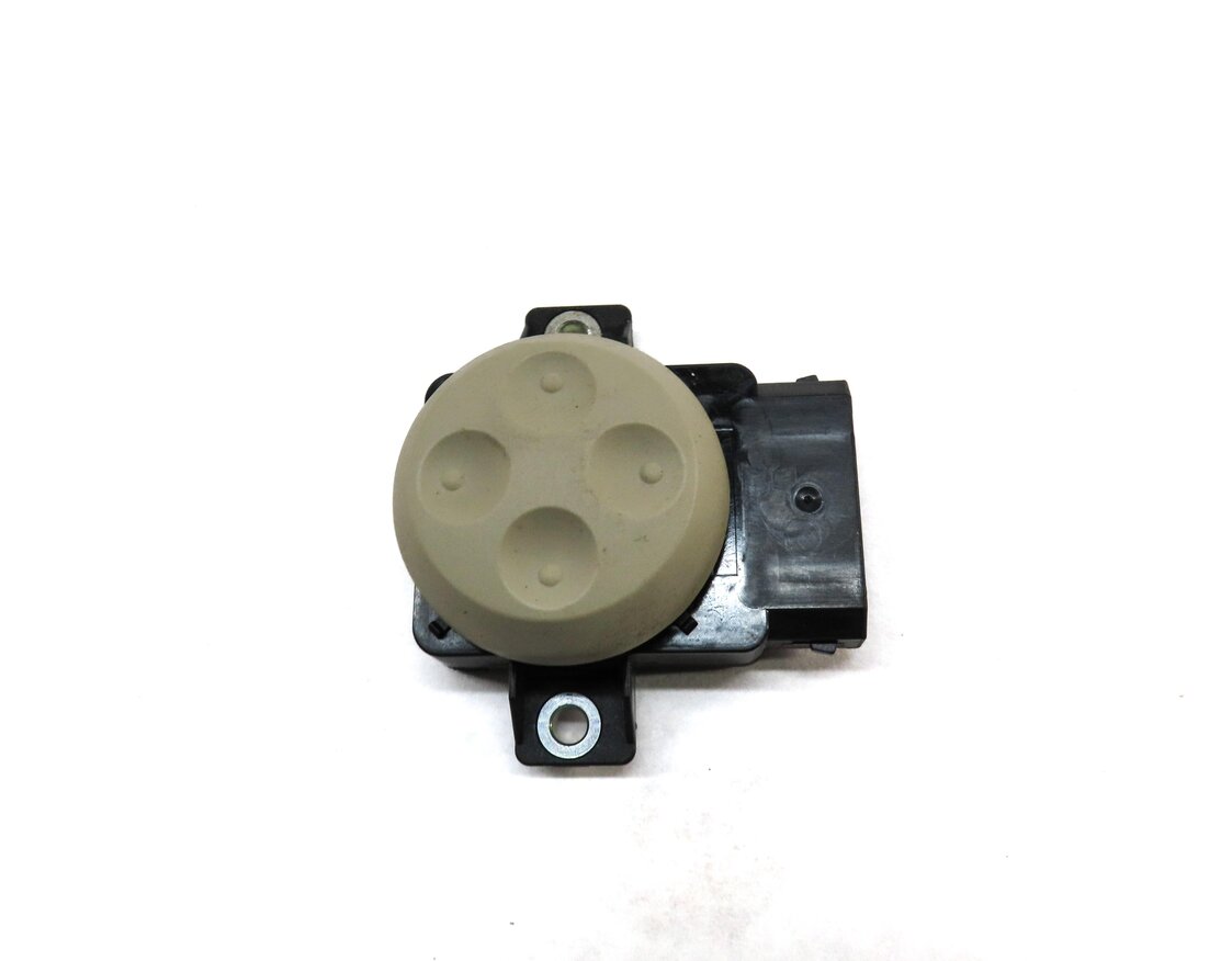 Thumbnail 3: 2011 AUDI Q7 (4L) FRONT RIGHT PASSENGER SEAT ADJUST SWITCH BUTOTN (BEIGE)