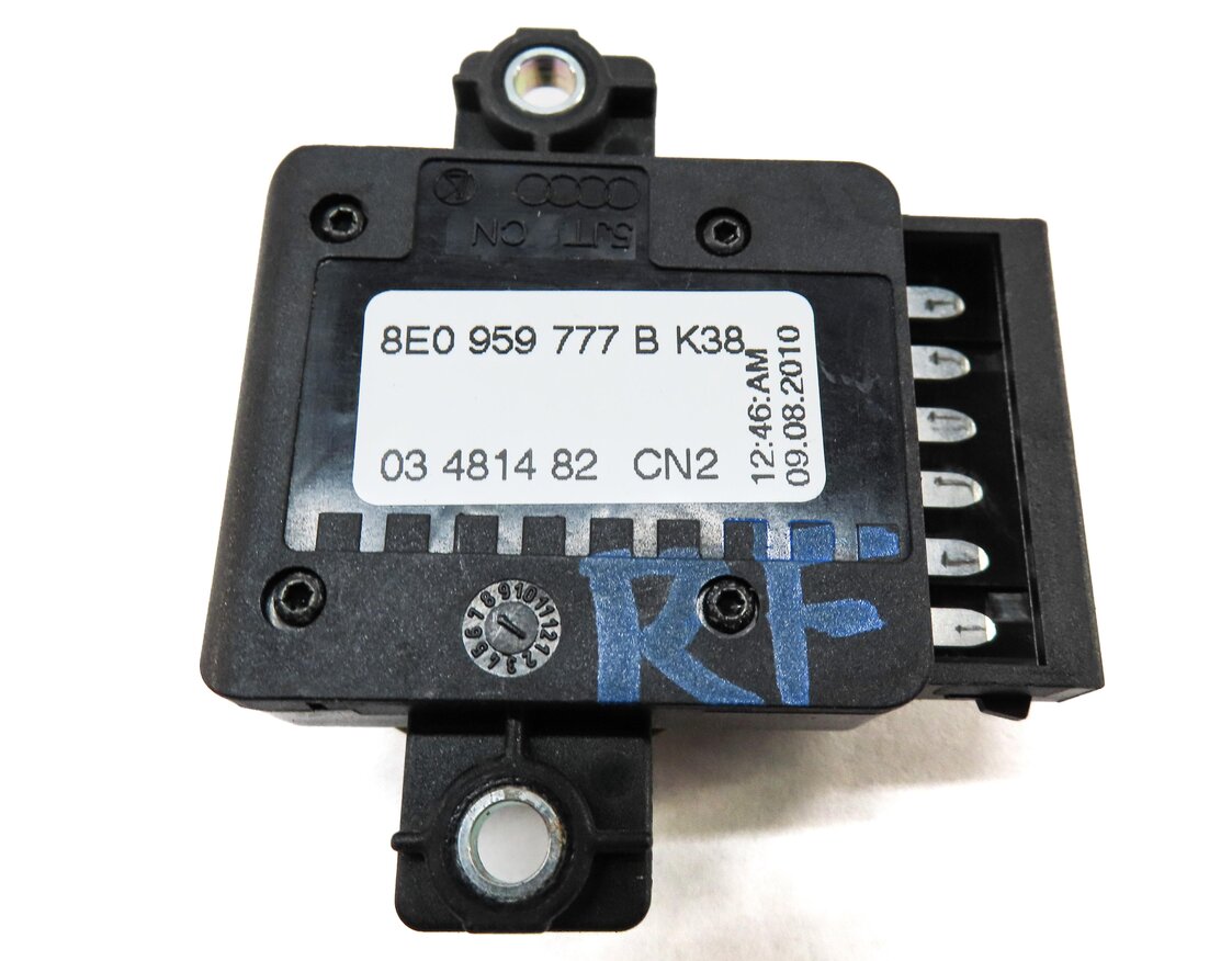 Thumbnail 5: 2011 AUDI Q7 (4L) FRONT RIGHT PASSENGER SEAT ADJUST SWITCH BUTOTN (BEIGE)