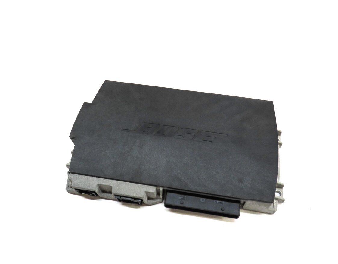 2010-2012 AUDI Q7 (4L) BOSE AUDIO AMP AMPLIFIER (4L0035223F / 4L0035223G)