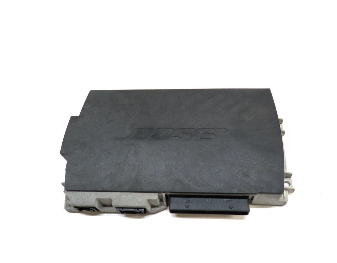 Thumbnail 2: 2010-2012 AUDI Q7 (4L) BOSE AUDIO AMP AMPLIFIER (4L0035223F / 4L0035223G)
