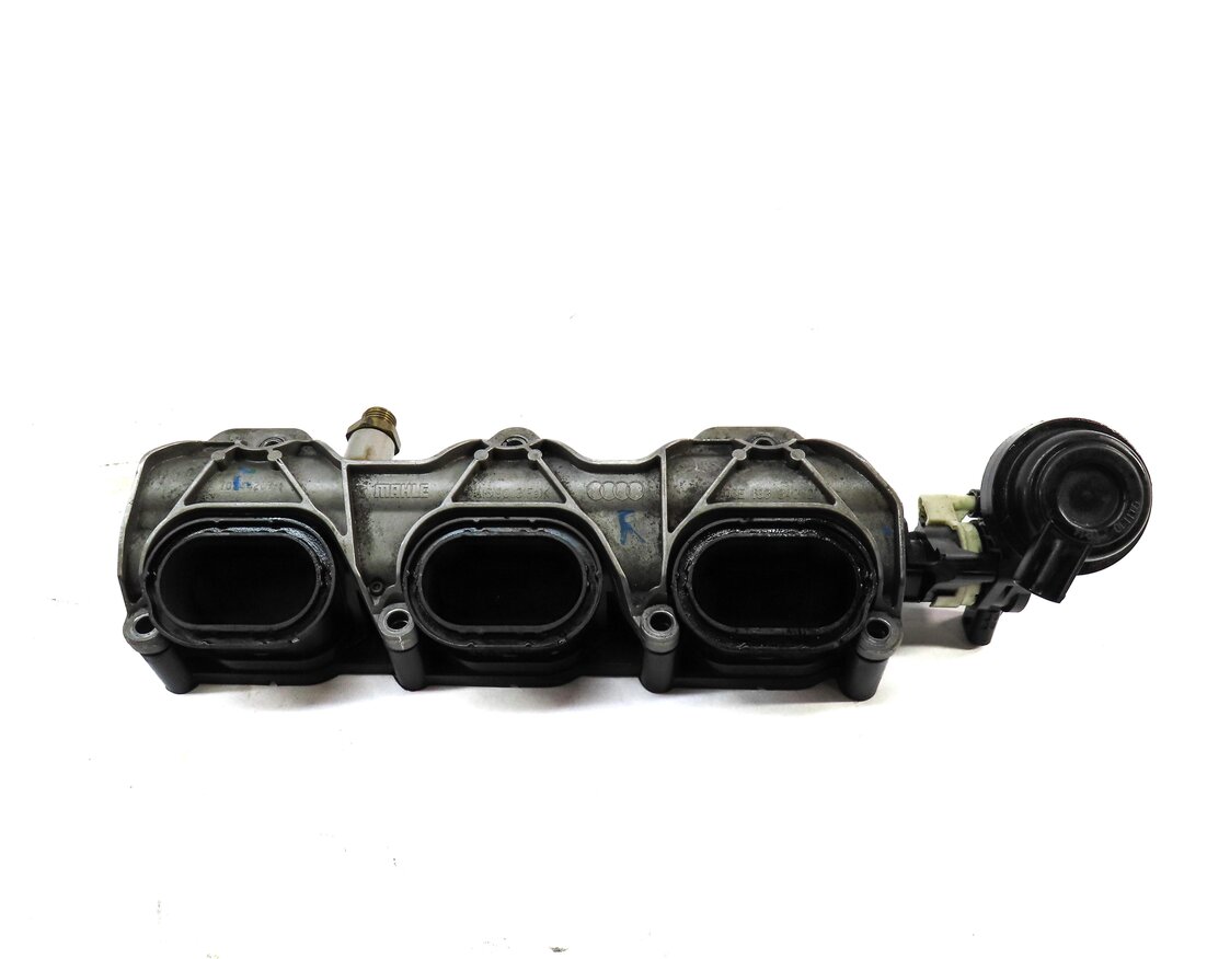 Thumbnail 2: 2011 AUDI Q7 (4L) 30L SUPERCHARGED ENGINE RIGHT PASSENGER LOWER INTAKE MANIFOLD
