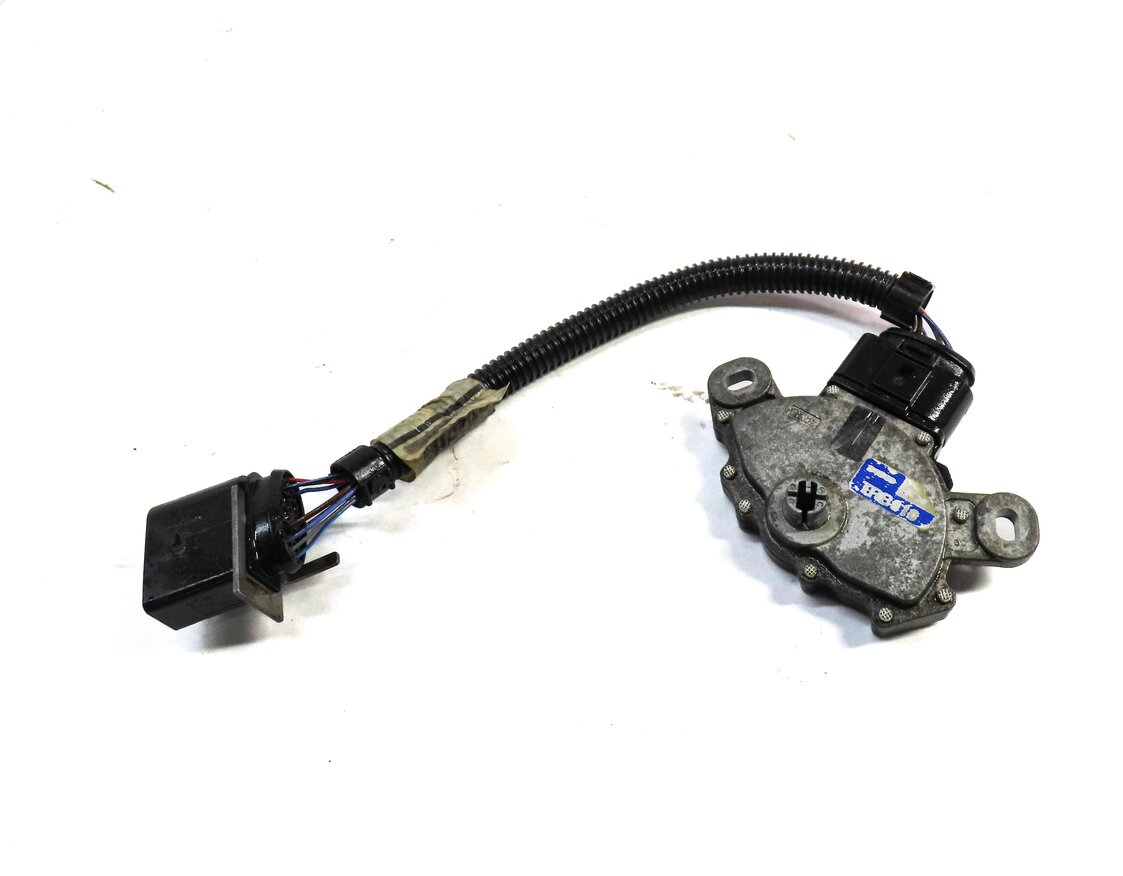 Thumbnail 3: 2011 AUDI Q7 (4L) A/T AUTO AUTOMATIC TRANSMISSION NEUTRAL SAFETY RANGE SWITCH