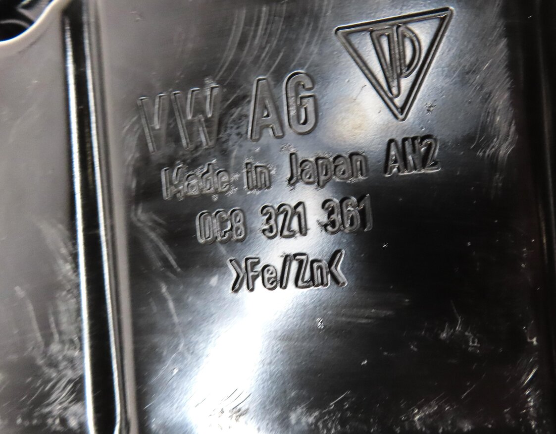 Thumbnail 5: 2011-2017 VW TOUAREG AUDI Q7 (4L) 3.0L 3.6L ENGINE AUTO TRANSMISSION OIL PAN