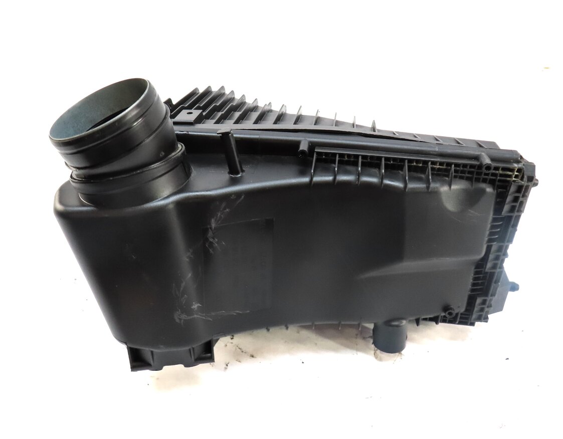 Thumbnail 4: 2011-2015 AUDI Q7 (4L) 3.0L SUPERCHARGED ENGINE AIR FILTER BOX CLEANER HOUSING