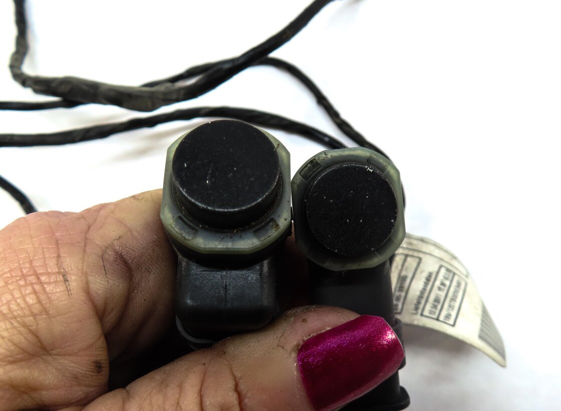 Thumbnail 4: 2012 BMW X5 (E70) FRONT PDC PARK DISTANCE SENSOR SET w/ HARNESS (BLACK)