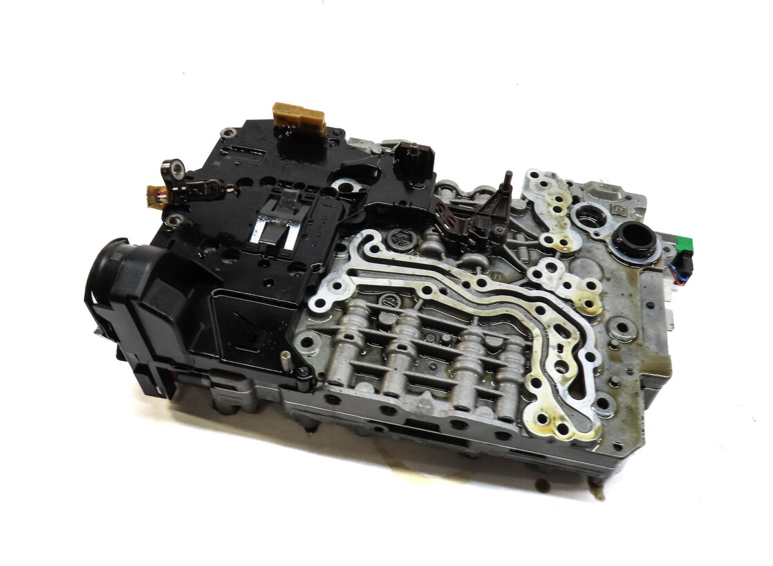 Thumbnail 1: 11-13 BMW X5 X6 (E70 E71) 3.0L TURBO 8HP-45 AUTOMATIC TRANSMISSION VALVE BODY
