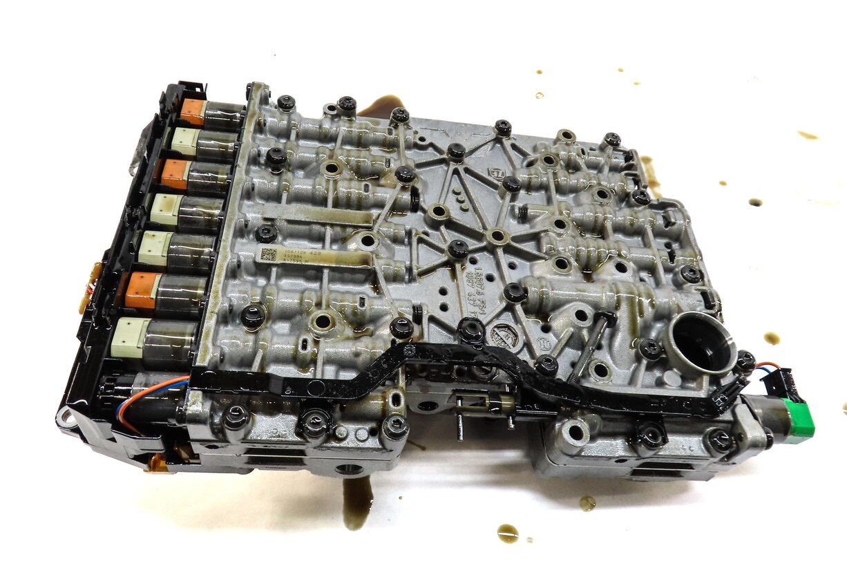 Thumbnail 5: 11-13 BMW X5 X6 (E70 E71) 3.0L TURBO 8HP-45 AUTOMATIC TRANSMISSION VALVE BODY