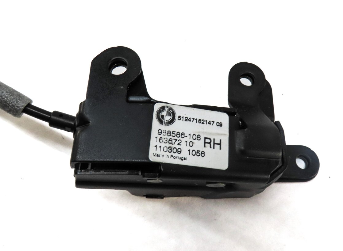 Thumbnail 6: 2012 BMW X5 (E70) REAR TRUNK LEFT & RIGHT TAILGATE RELEASE HANDLE w/ CABLES