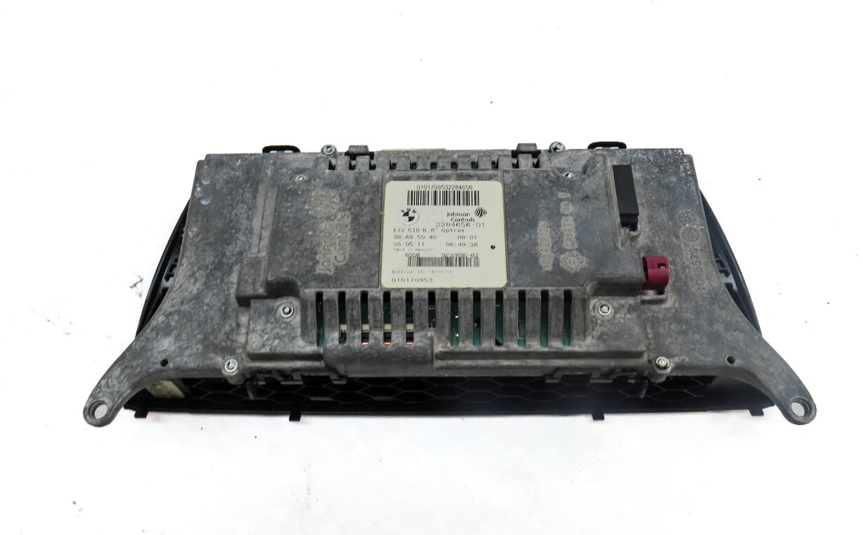 Thumbnail 5: 10-14 X5 X5M X6 X6M (E70 E71 E72) 8.8" FRONT GPS NAVIGATION MEDIA DISPLAY SCREEN