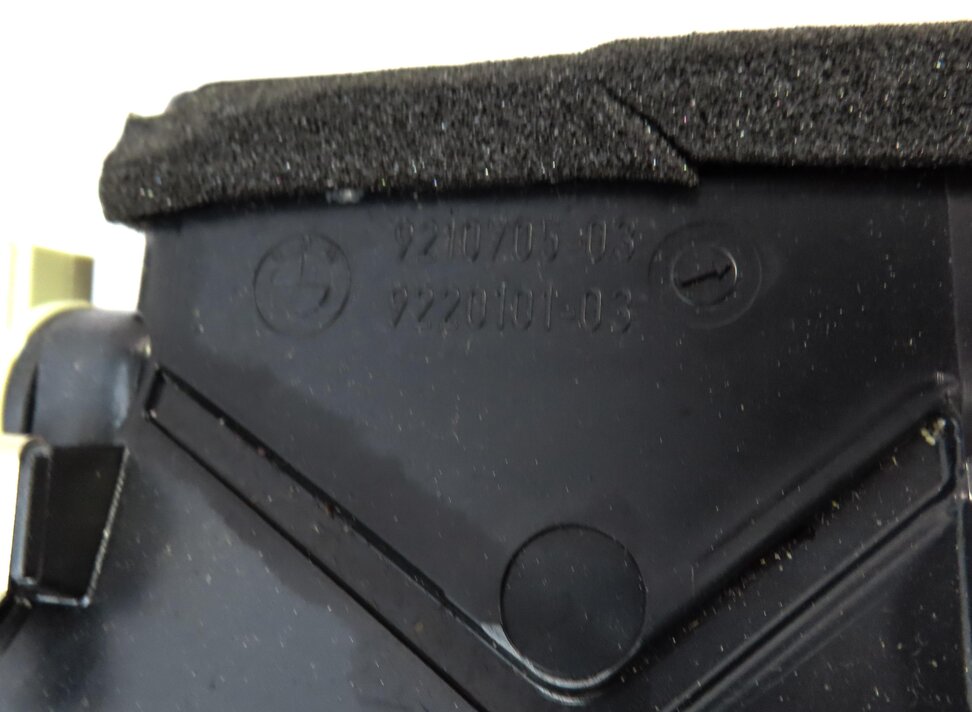 Thumbnail 5: 2012 BMW X5 (E70) CENTER DASH HEATER A/C AIR VENT & HAZARD CENTRAL LOCK SWITCH