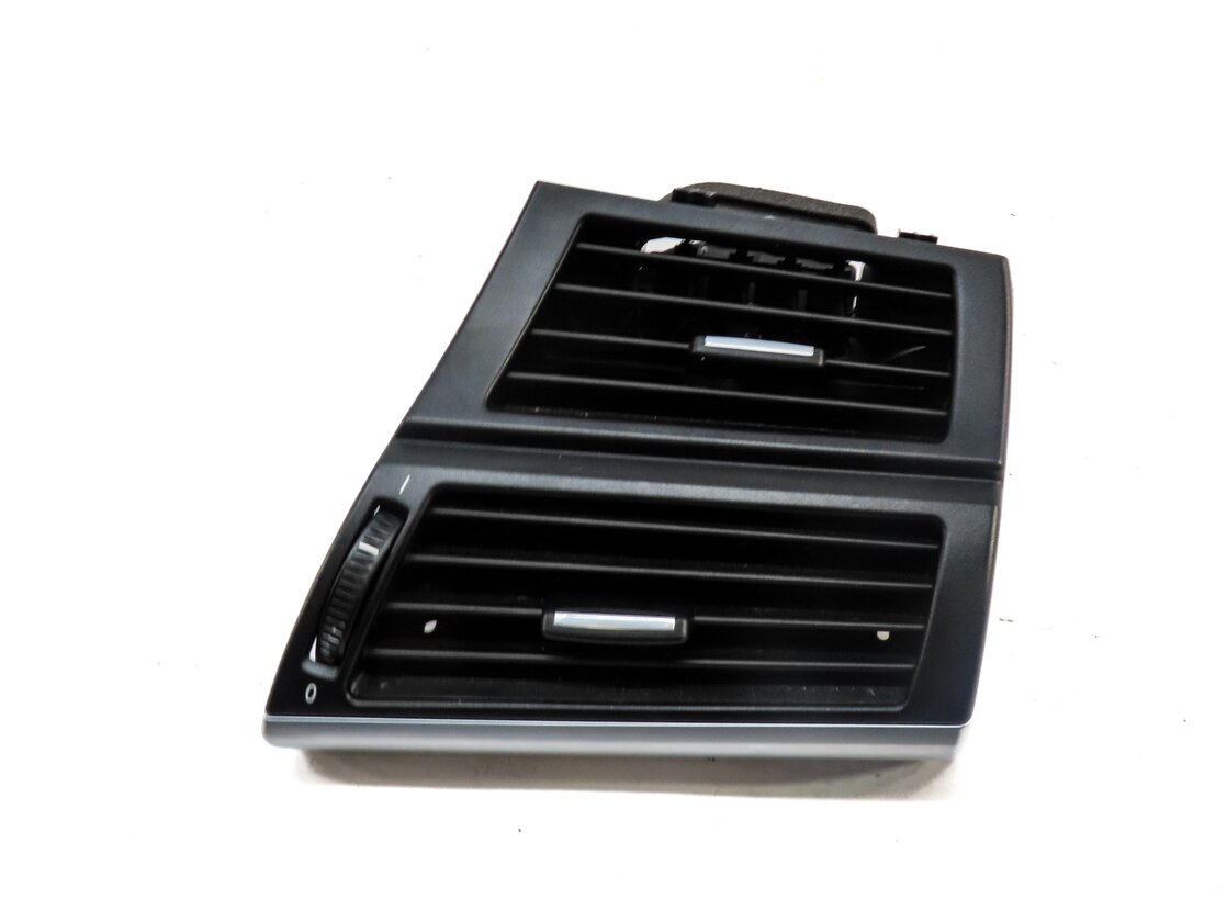 2012 BMW X5 (E70) FRONT RIGHT PASSENGER OUTER DASH HEATER A/C AIR VENT