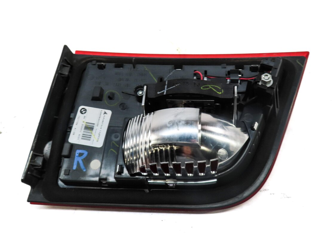 Thumbnail 5: 11-13 BMW X5 X5M (E70) RIGHT PASSENGER INNER TAILLIGHT LIGHT LAMP (INCANDESCENT)