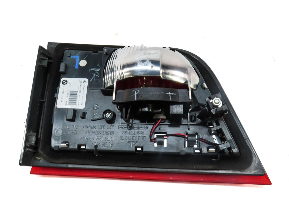 Thumbnail 4: 11-13 BMW X5 X5M (E70) LEFT DRIVER INNER TAILLIGHT LIGHT LAMP (INCANDESCENT)