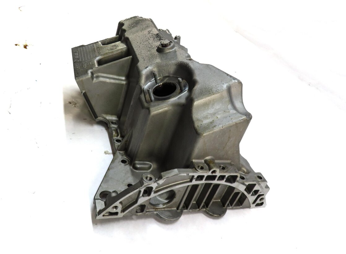 Thumbnail 9: 11-14 BMW X5 X6 (E70 E71) 3.0L N55 TURBO ENGINE OIL PAN w/ OUTPUT AXLE FLANGE