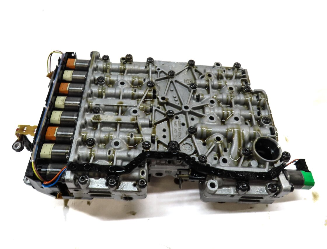 Thumbnail 4: 14-18 BMW 328i 428i X3 X4 F25 F30 F32 8HP-45 AWD AUTO TRANSMISSION VALVE BODY