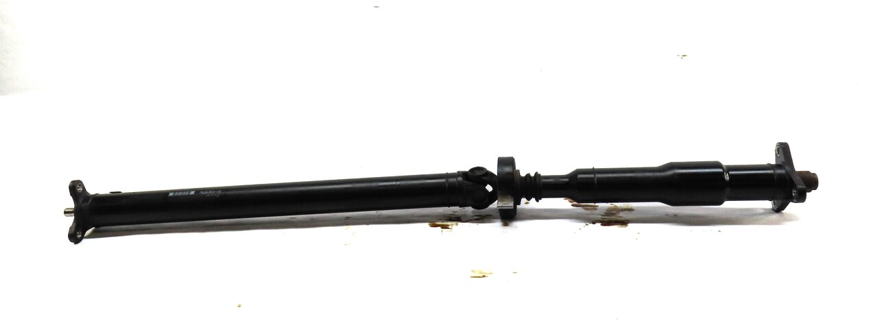 2013-2017 BMW 320i 330i 428i 430i (F30 F32) AWD AUTO REAR DRIVE LINE PROP SHAFT