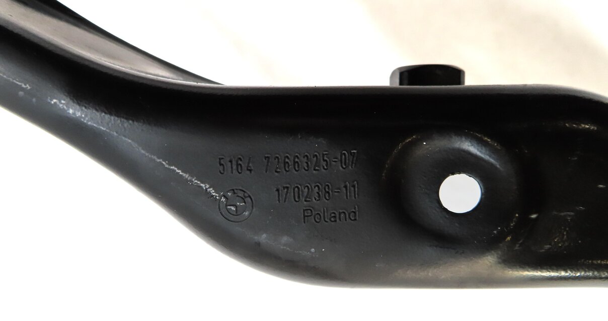 Thumbnail 7: 2015 BMW 428i (F32) FRONT BUMPER SUPPORT MOUNT BAR 51647266325