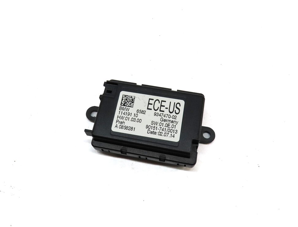Thumbnail 1: 2015 BMW 428i (F32) CENTER CONSOLE MEDIA NAVIAGTION RADIO I-DRIVE CONTROL MODULE