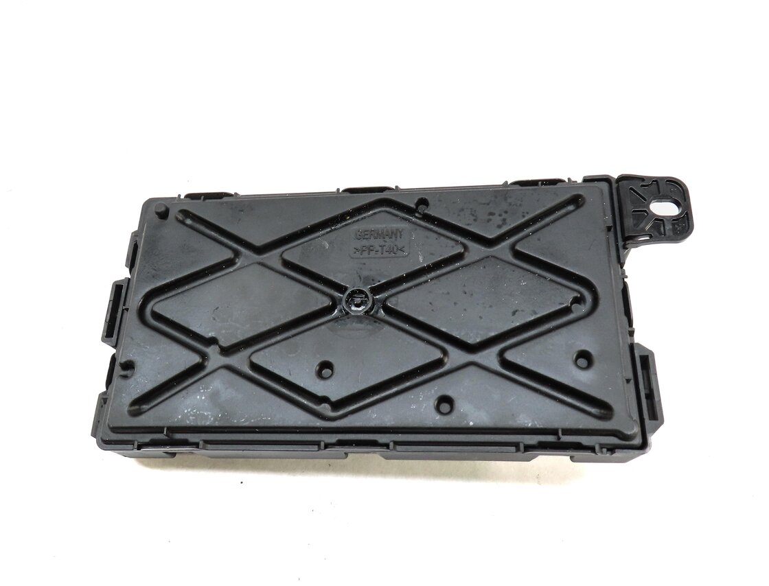 Thumbnail 3: 13-19 BMW 328i 330i 335i 428i 435i M3 M4 (F30 F31 F32) REAR BODY CONTROL MODULE