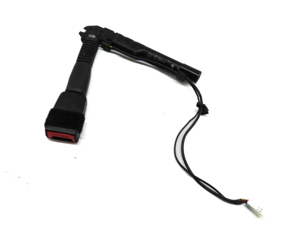 Thumbnail 1: 12-19 BMW 2 3 4 M3 (F22 F32 F33 F34 F36) FRONT RIGHT PASSENGER SEATBELT RECEIVER